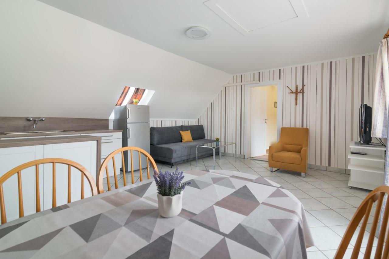 Nemes Apartmanhaz Hévíz 外观 照片